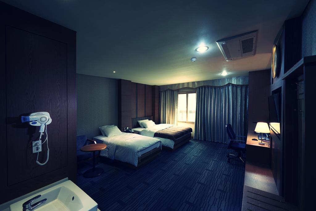 Benikea Premier Hotel Siheung מראה חיצוני תמונה