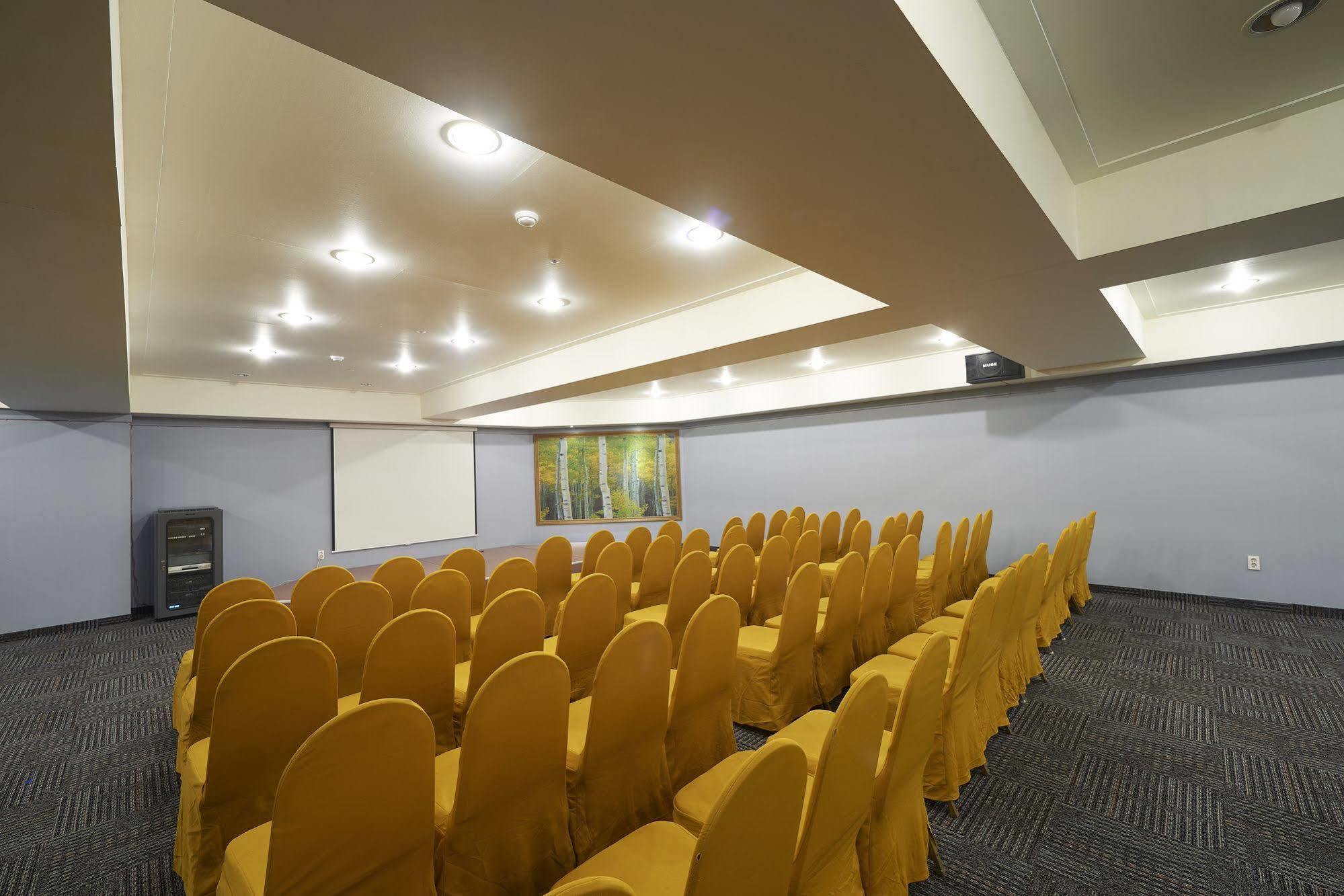 Benikea Premier Hotel Siheung מראה חיצוני תמונה